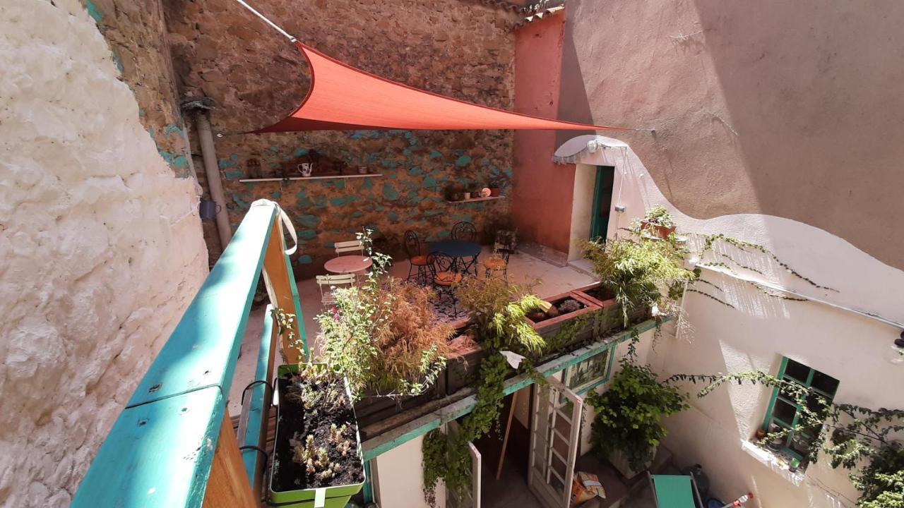 Maison Momes Bize-Minervois Exteriör bild