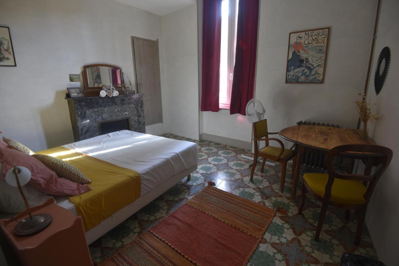 Maison Momes Bize-Minervois Exteriör bild
